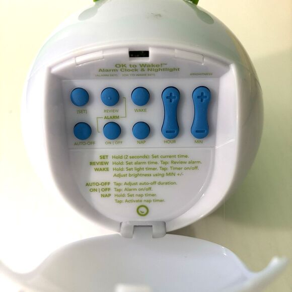 OK To Wake Kids Alarm Clock Nightlight TESTED WORKS Plug In and Battery - Picture 3 of 4